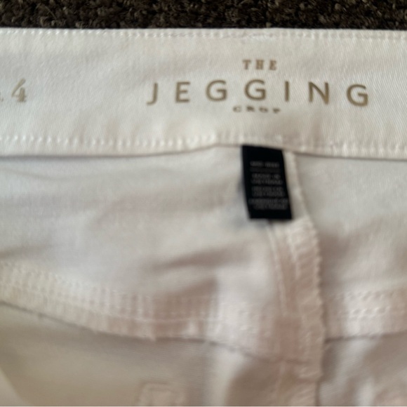 WHBM Jegging-crop Jean - Picture 8 of 11
